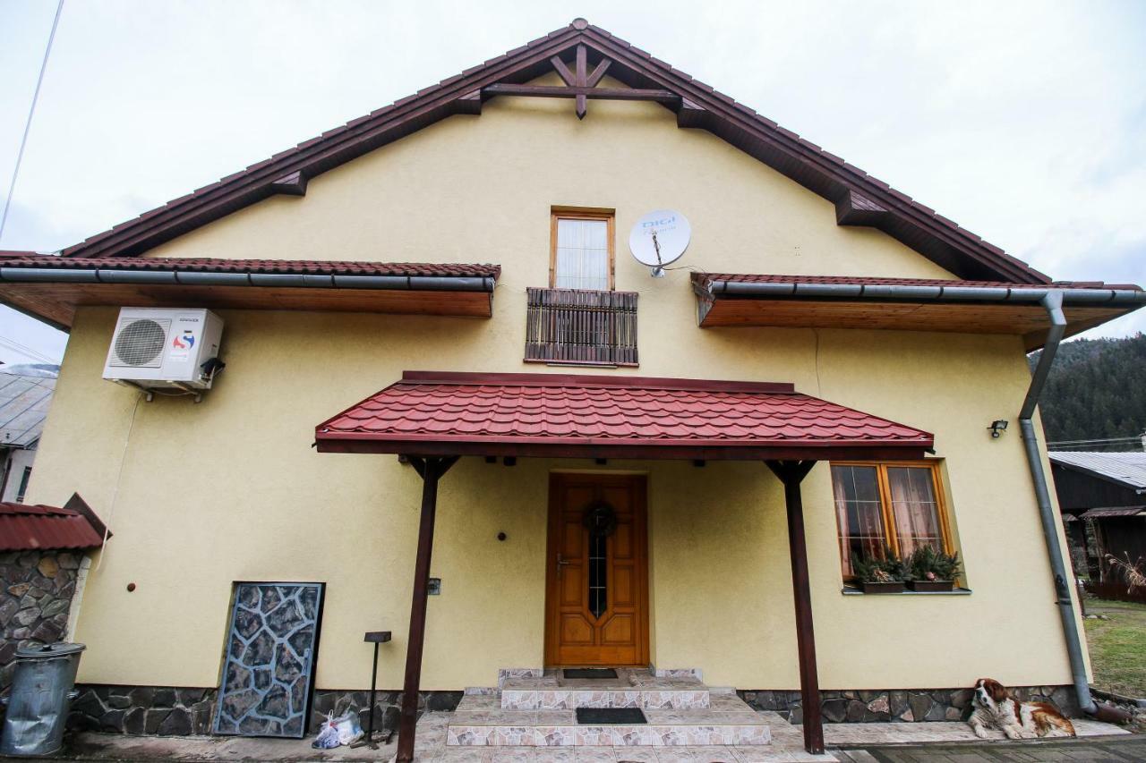 Penzion Hacienda Ліптовска Осада Екстер'єр фото